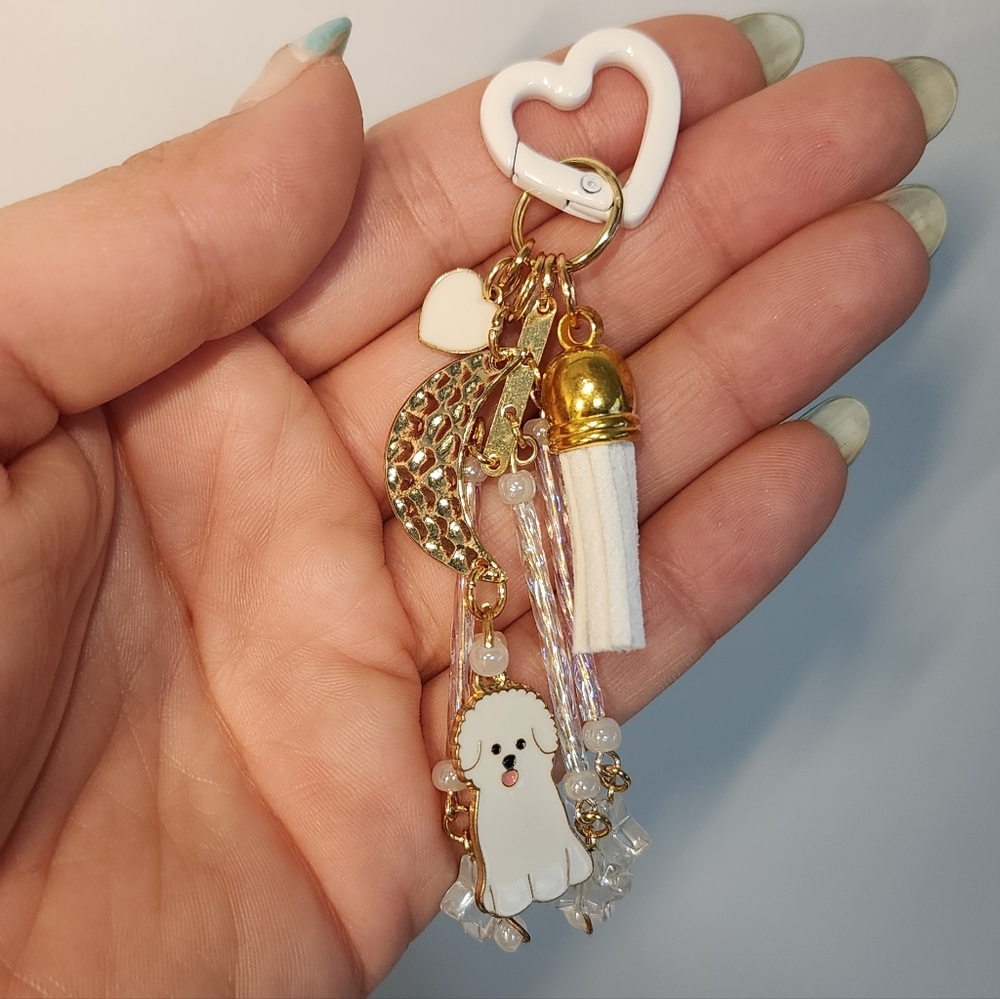 Handmade White Dog Keychain ✨️🐕